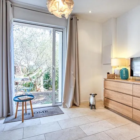 Maison Des Oliviers Tesa Avec Piscine Feriehus Occhiatana