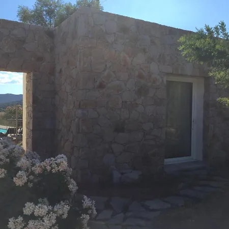 Feriehus Maison Des Oliviers Tesa Avec Piscine *
