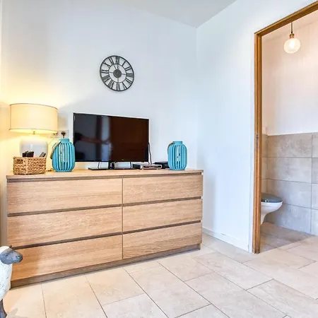 Maison Des Oliviers Tesa Avec Piscine Casa de Férias *