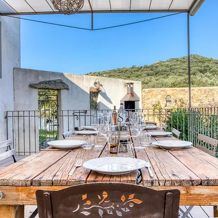 Maison Des Oliviers Tesa Avec Piscine Occhiatana