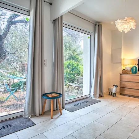 Maison Des Oliviers Tesa Avec Piscine Casa de Férias