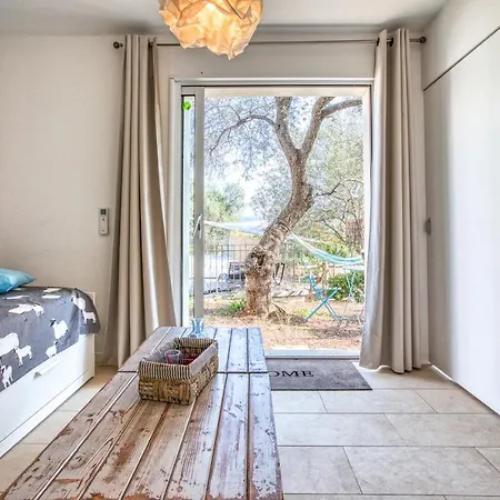 Maison Des Oliviers Tesa Avec Piscine Casa de Férias Occhiatana